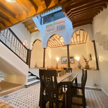 Un Riad Pour Se Divertir En Famille & Se Detendre 마라케시 외부 사진